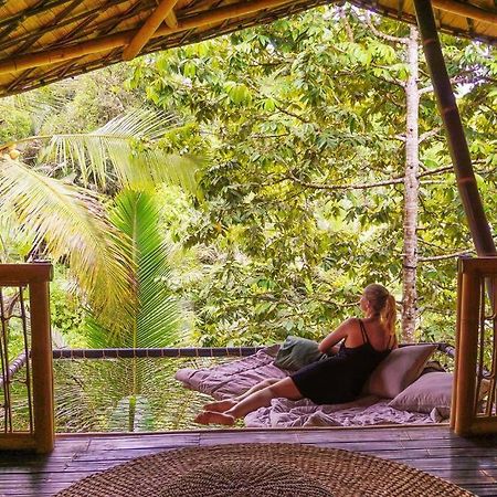 Eco Bamboo Island Bali - Bamboo House #4 Villa Selat Eksteriør bilde