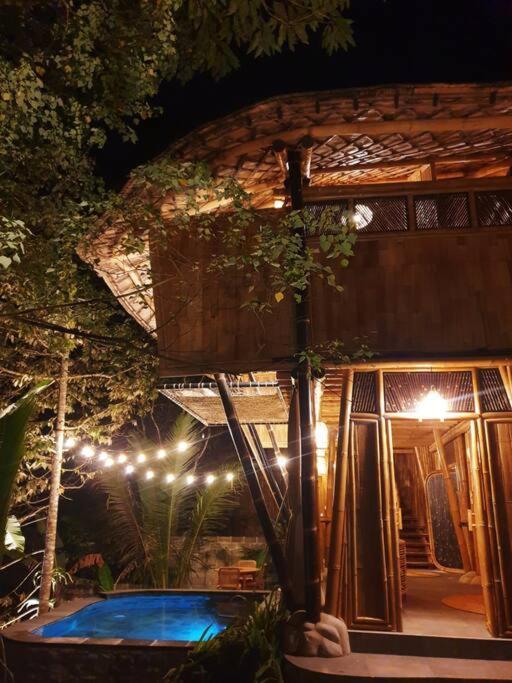 Eco Bamboo Island Bali - Bamboo House #4 Villa Selat Eksteriør bilde